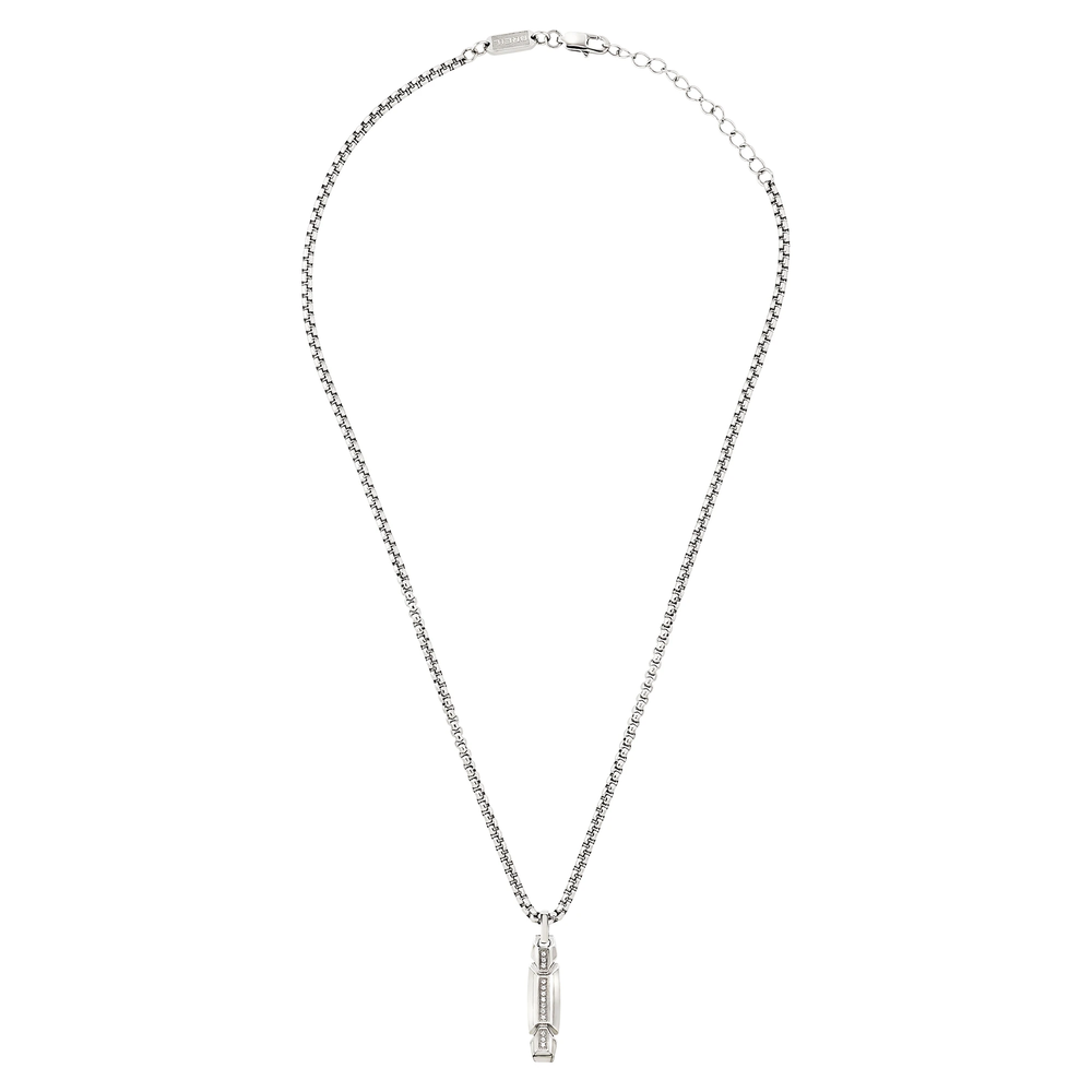 Collana uomo Eterna in acciaio Breil con pendente in acciaio lucido e cubic zirconia bianchi, pensata per chi cerca un tocco luminoso senza virare su pietre colorate o materiali preziosi tradizionali.
